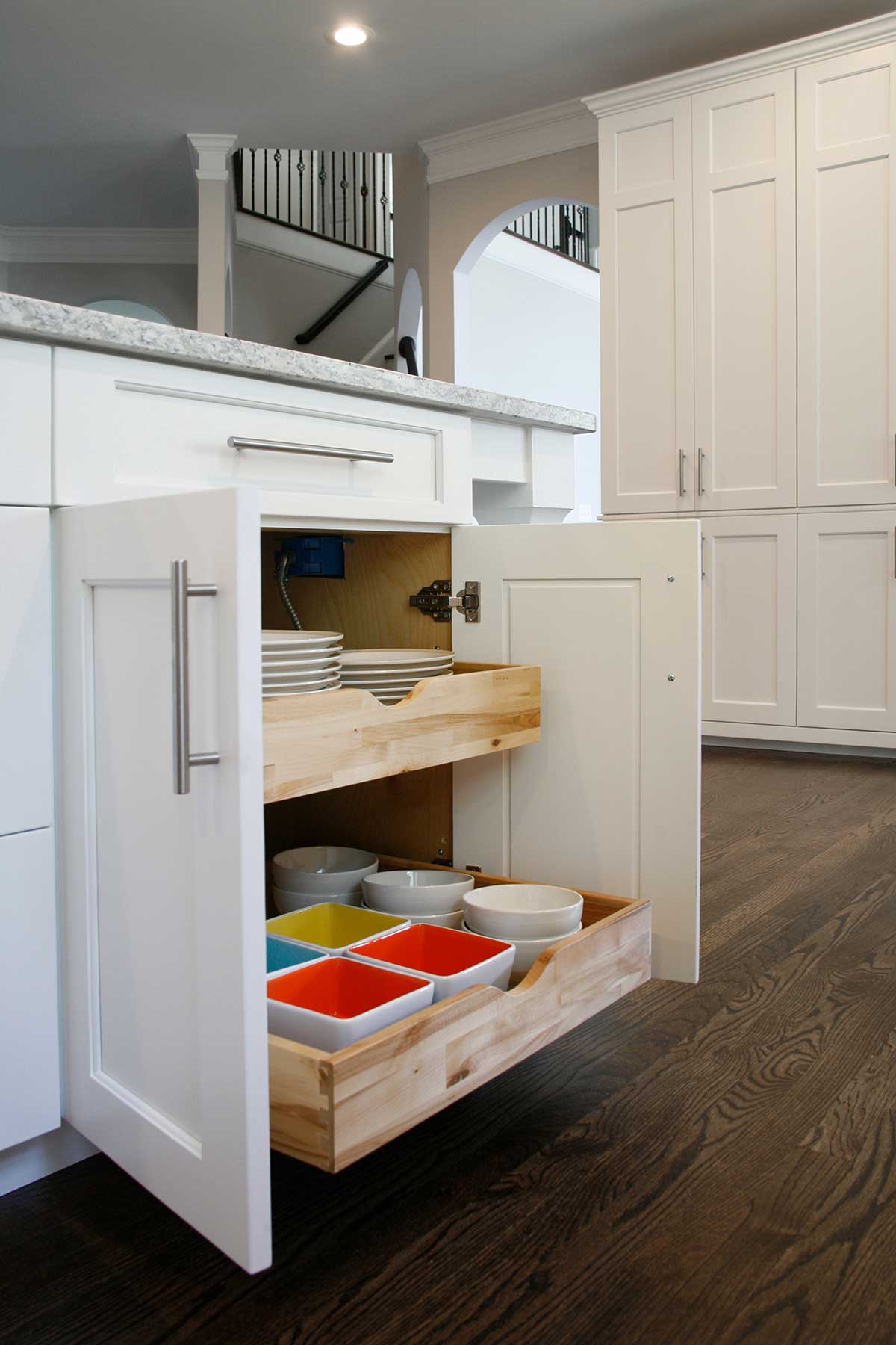 Dish storage drawer in kitchen island